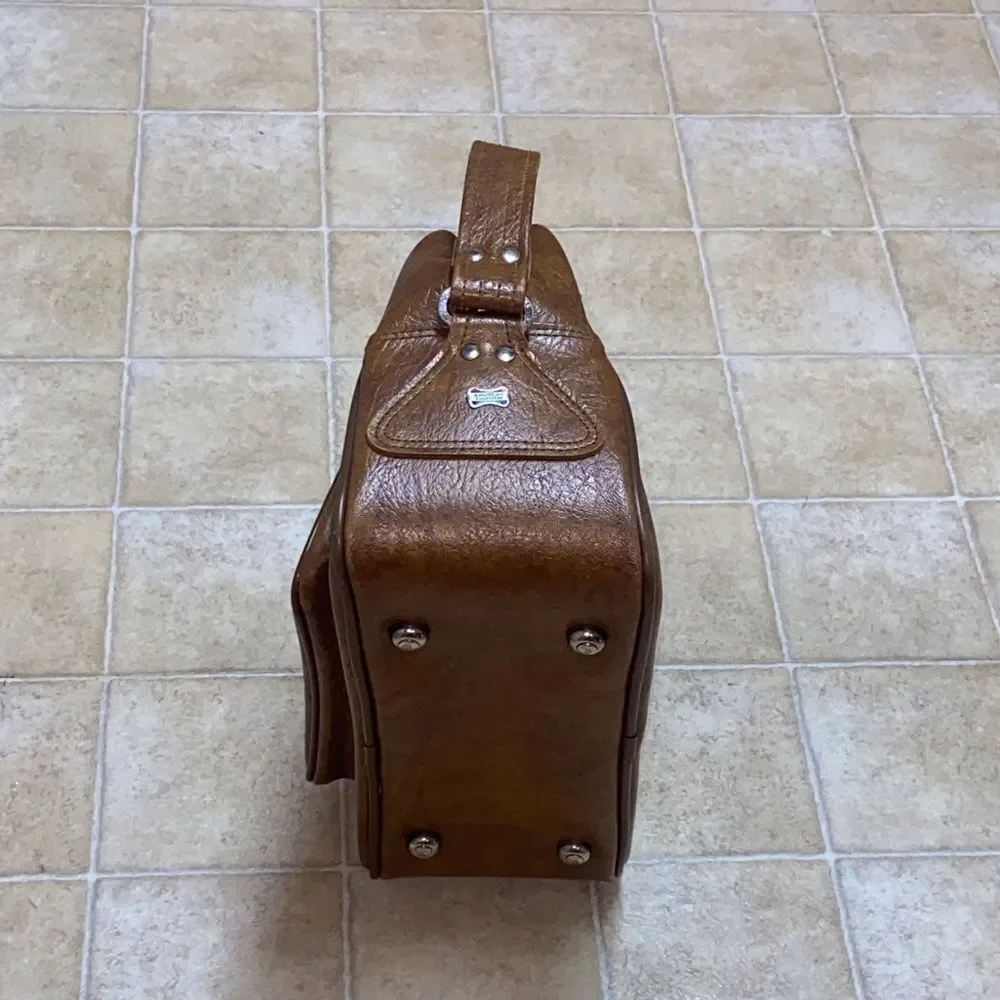 VTG,American Tourister Made In Taiwan Premium Brown Vinyl Duffel Bag